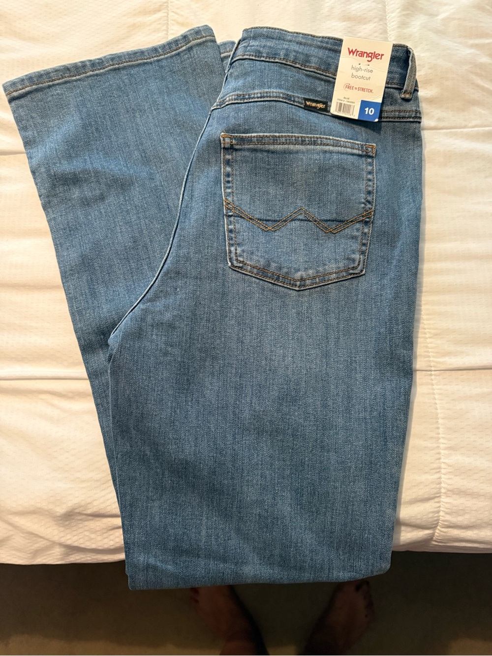 Wrangler Women’s Light Blue Bootcut Jeans
